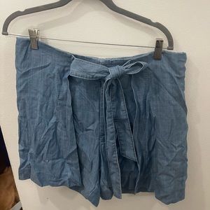 NWT Ann Taylor Paper Bag Shorts